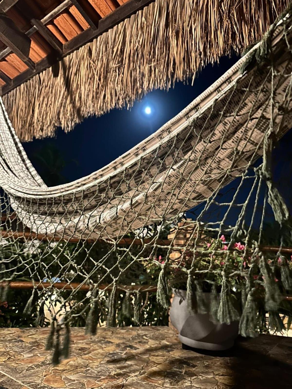 Отель Pousada Coconut Кумбуко Экстерьер фото
