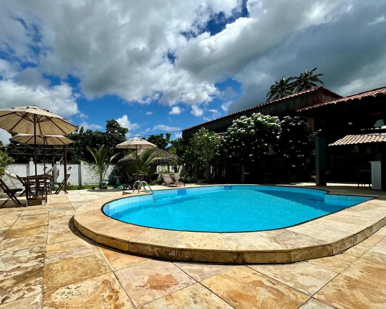 Отель Pousada Coconut Кумбуко Экстерьер фото