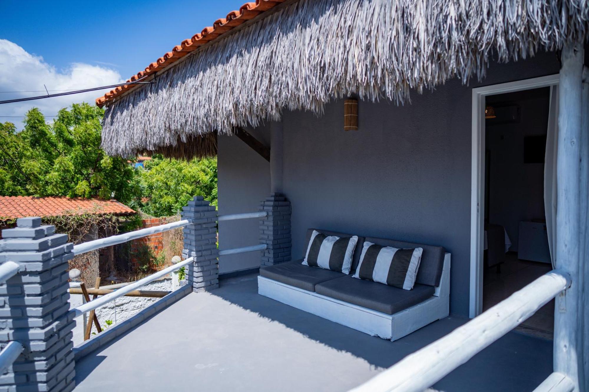 Отель Pousada Coconut Кумбуко Экстерьер фото
