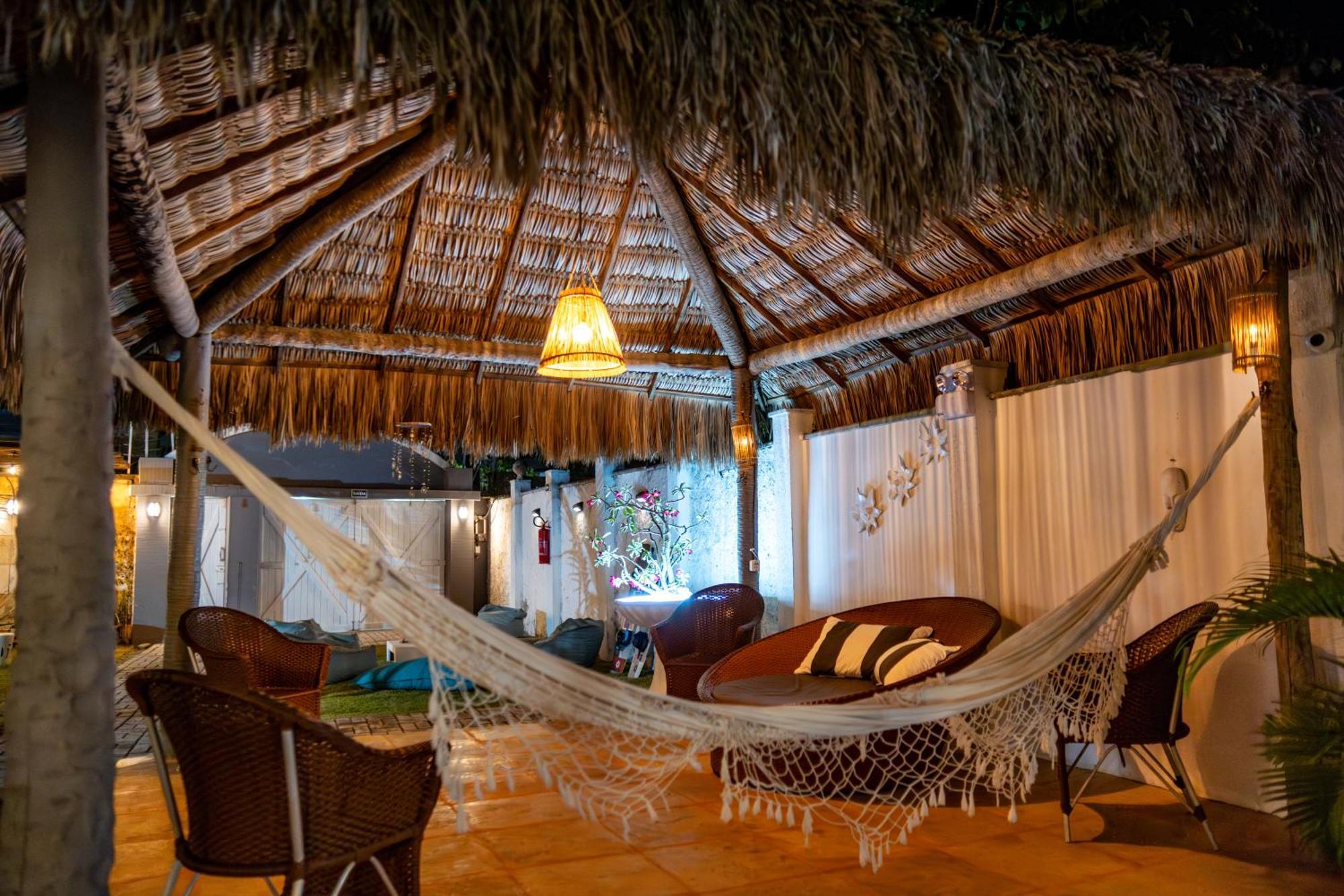 Отель Pousada Coconut Кумбуко Экстерьер фото